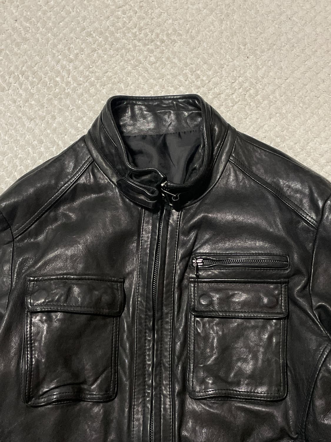 웨스턴 무드 램스킨 양가죽 절개 포켓 레더 자켓 상품이미지4