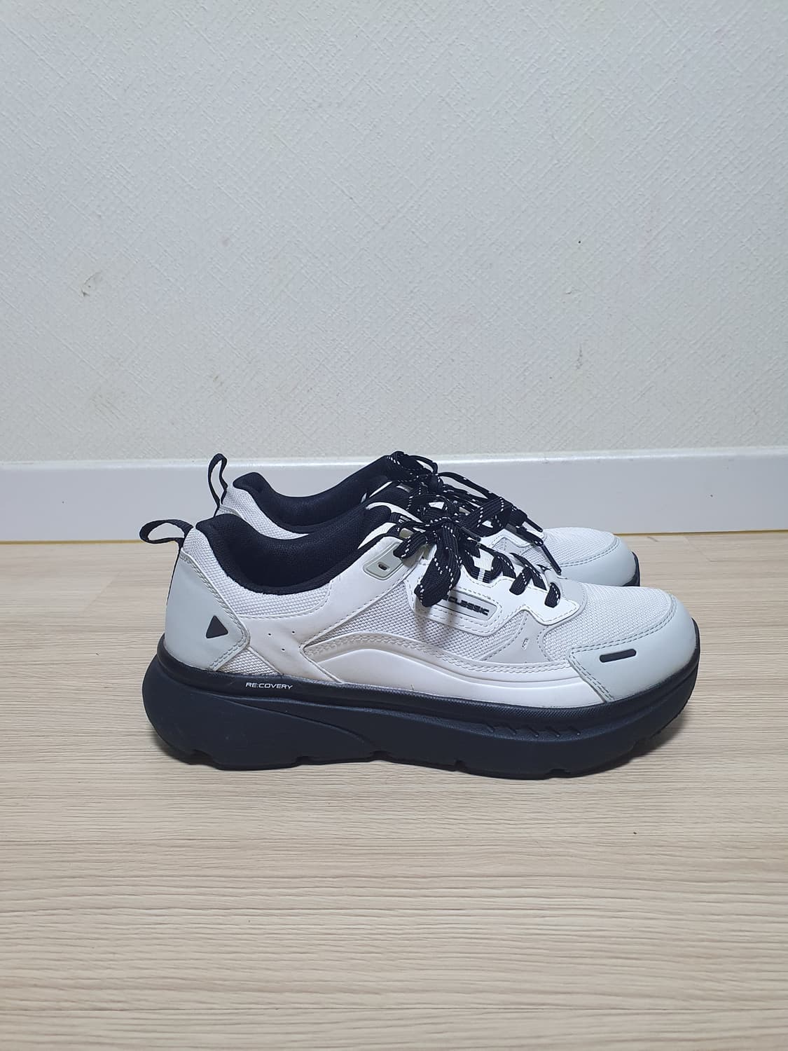 아키클래식 범퍼트레이너 운동화 290 상품이미지1