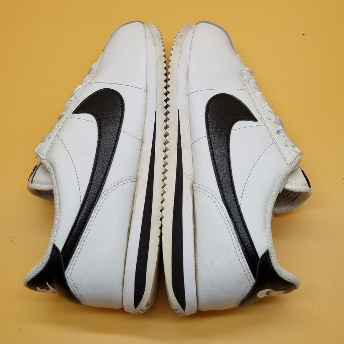 나이키 코르테즈 흰검 여성운동화240. 상품이미지5