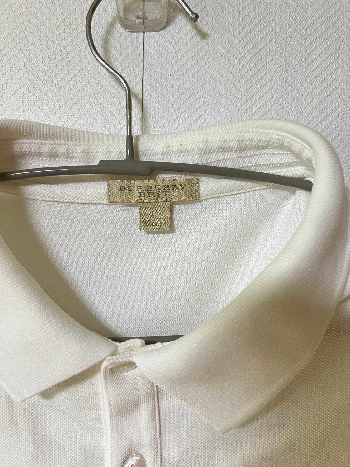 버버리 브릿 화이트 pk 카라티 L 상품이미지3