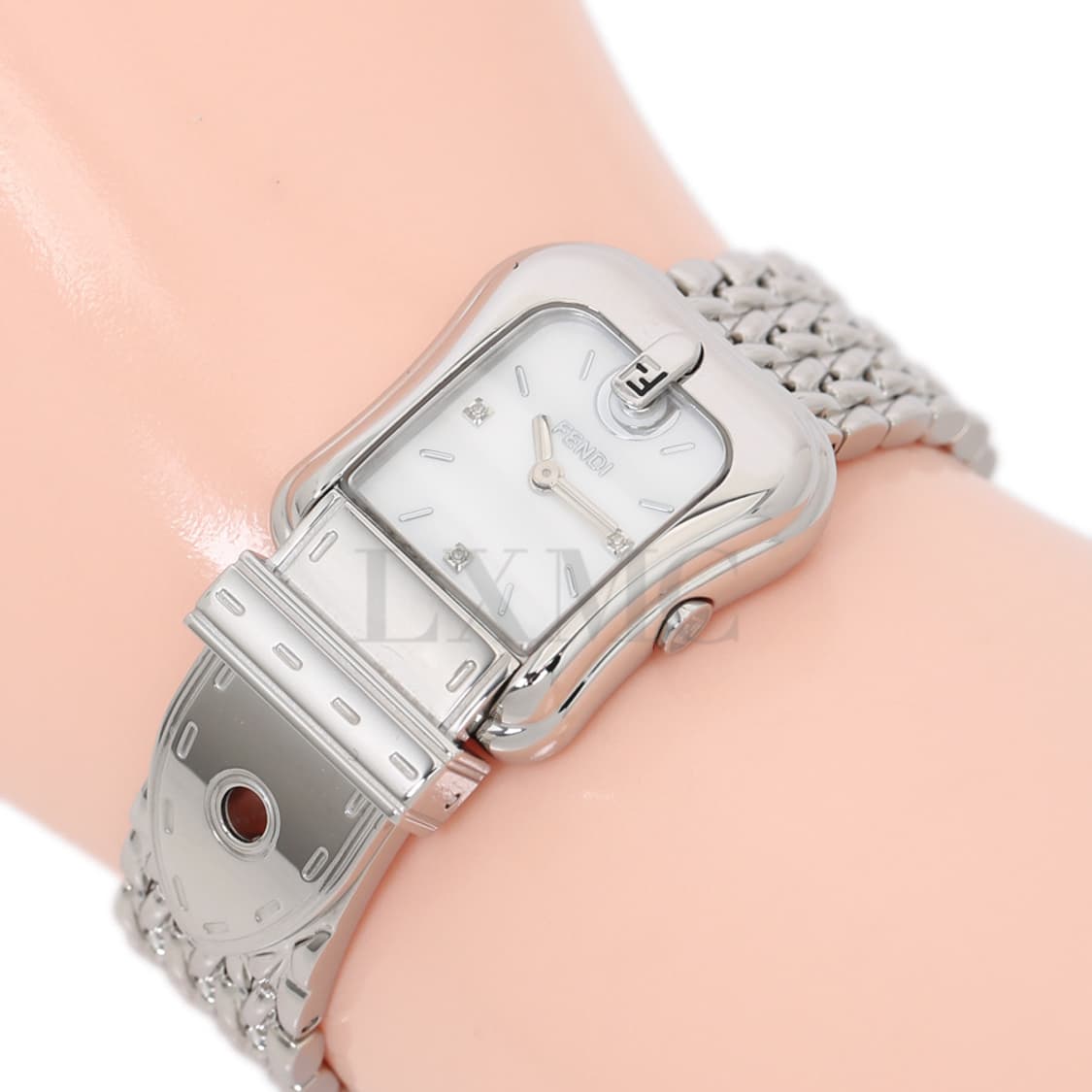 펜디 비백 워치 3800L 마더오브펄 다이아시계 F386240 상품이미지9