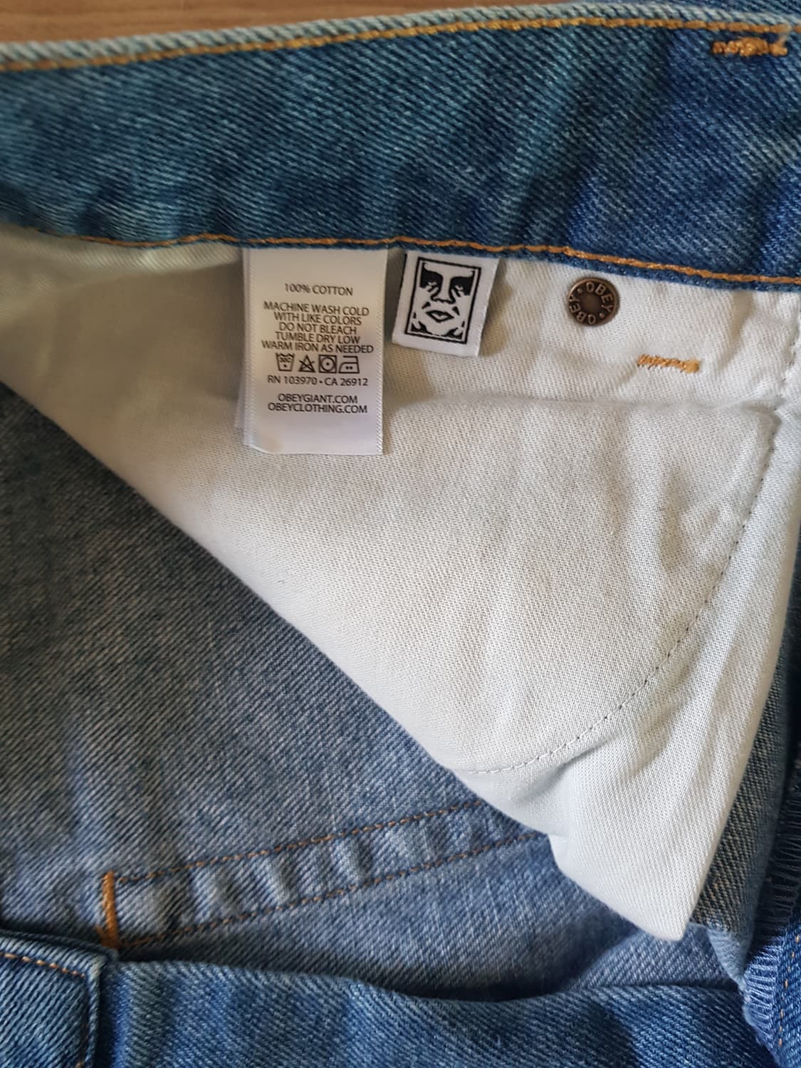 엠부시 상품이미지1