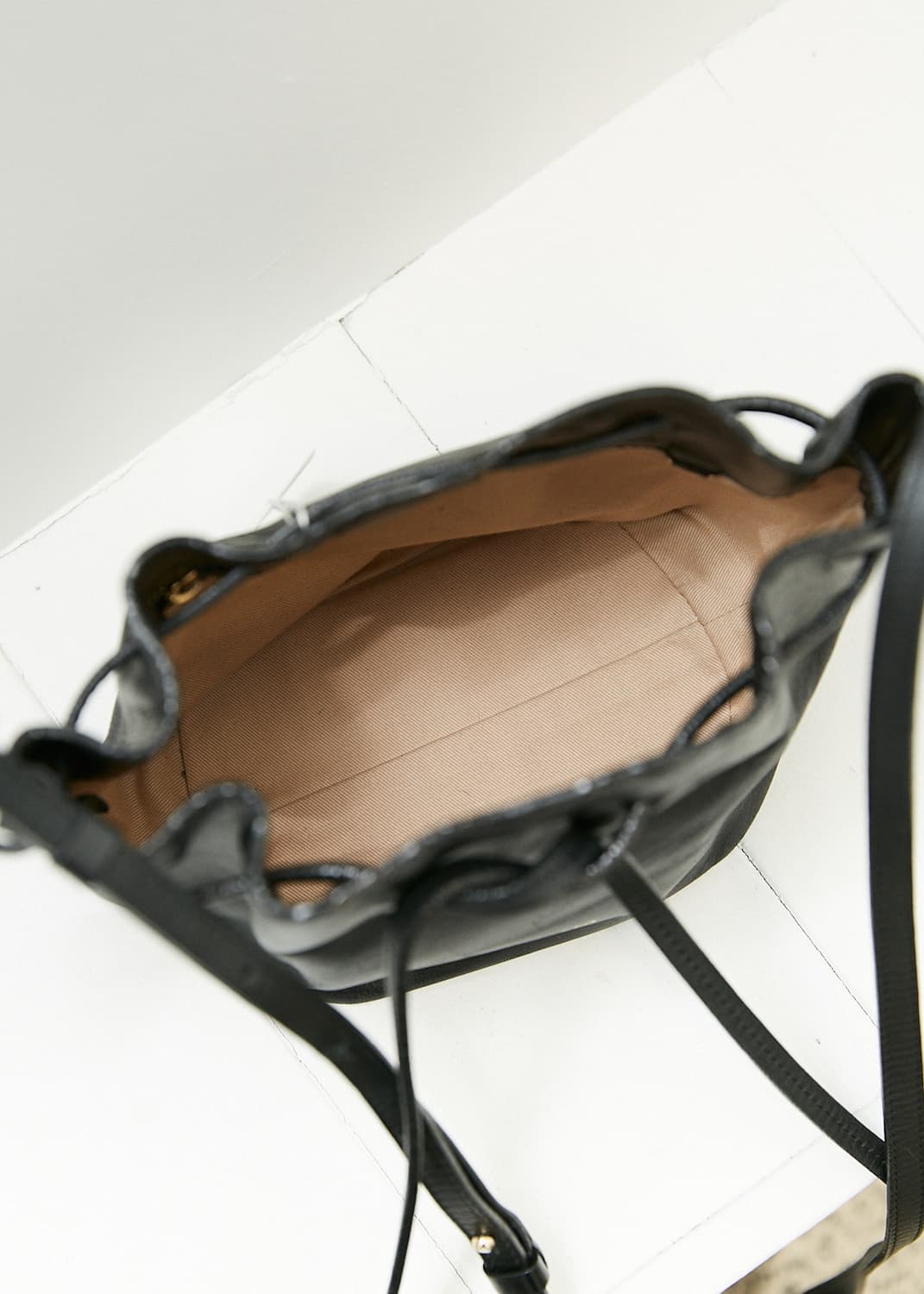 Leather Bucket Bag 상품이미지6