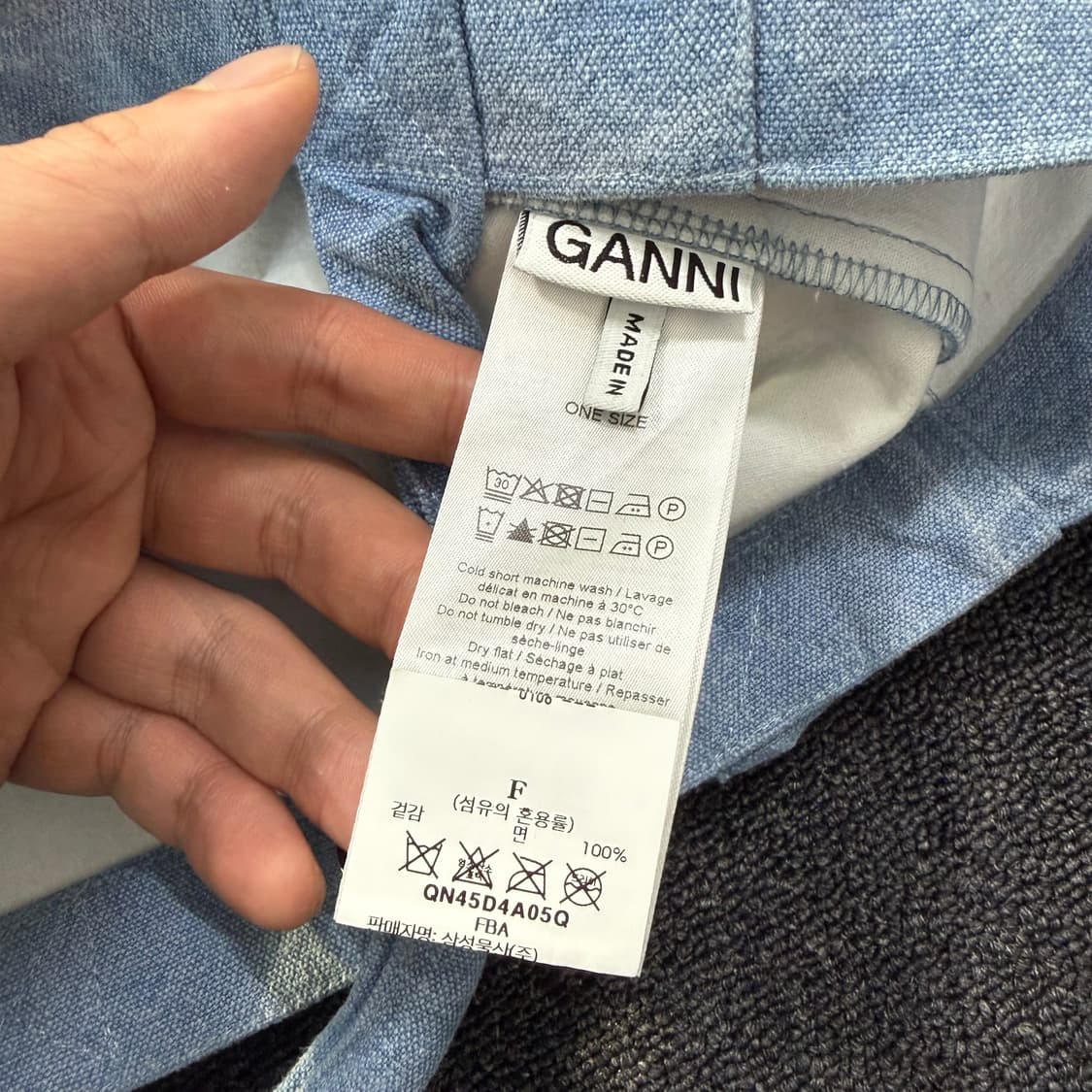 GANNI 가니 로고 데님 토트백 상품이미지7