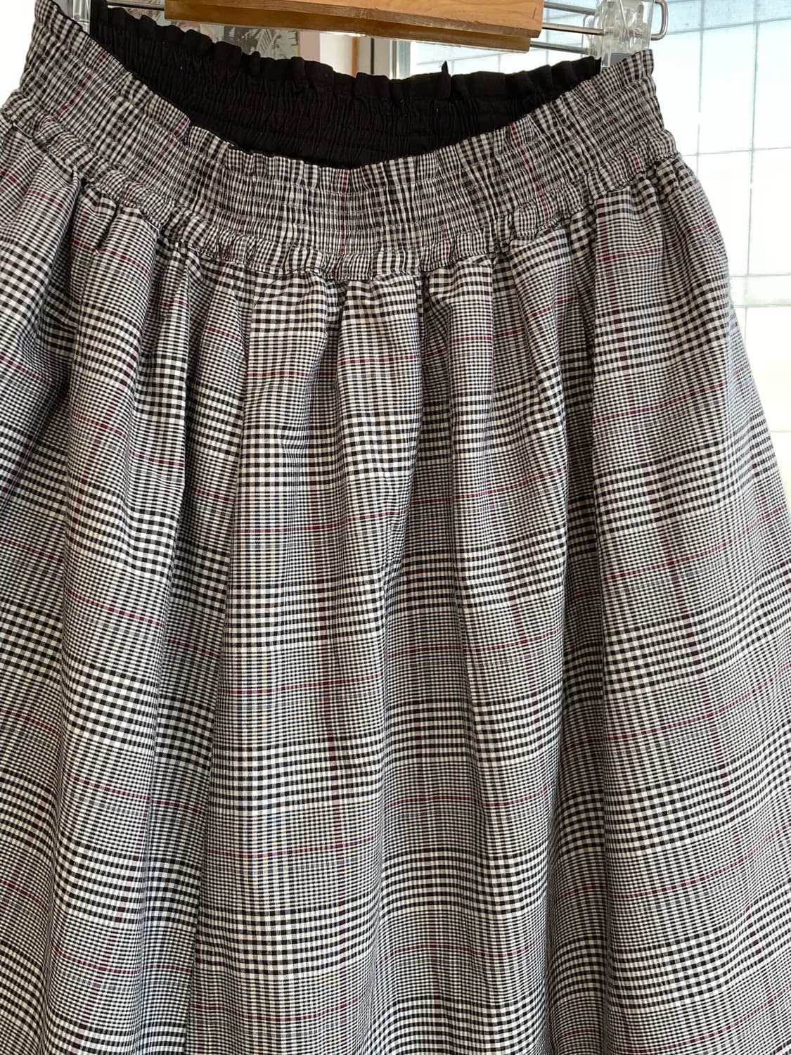 빈티지 체크 / 블랙 리버시블 미디 스커트 상품이미지3