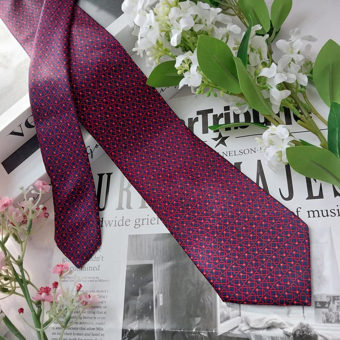 듀퐁 실크 네이비 기하 패턴 넥타이 8.2cm A+등급 K1606
 상품이미지3