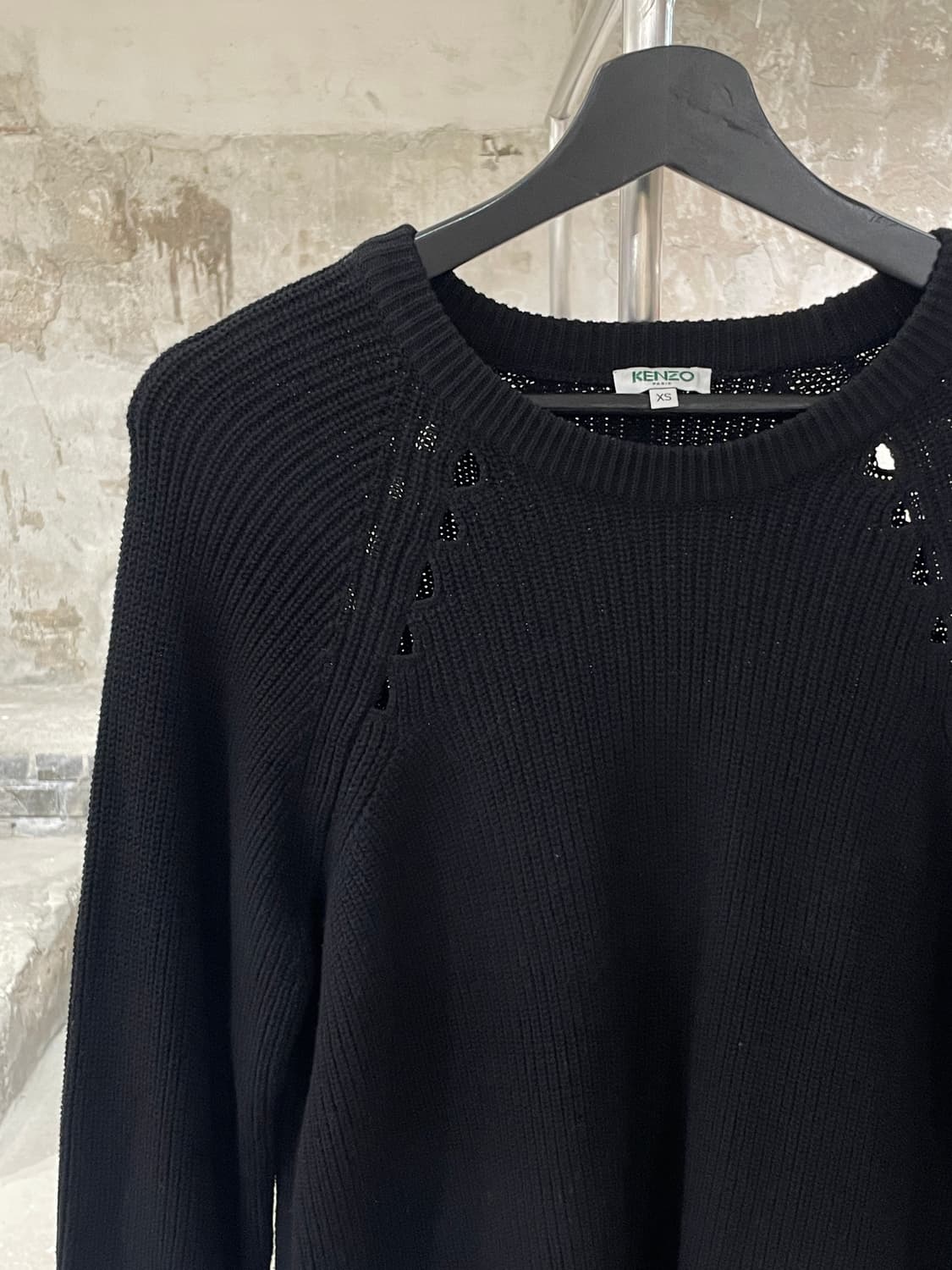 겐조 블랙 플레어 커프스 크루넥 스웨터 상품이미지2