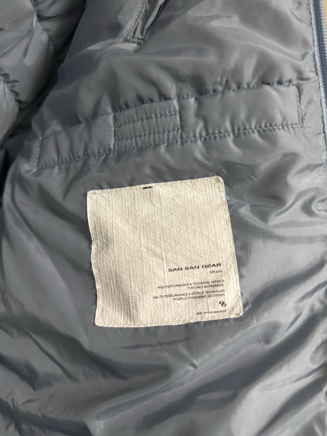 산산기어 서픽스 푸퍼자켓 스카이블루 24fw 1size 상품이미지5