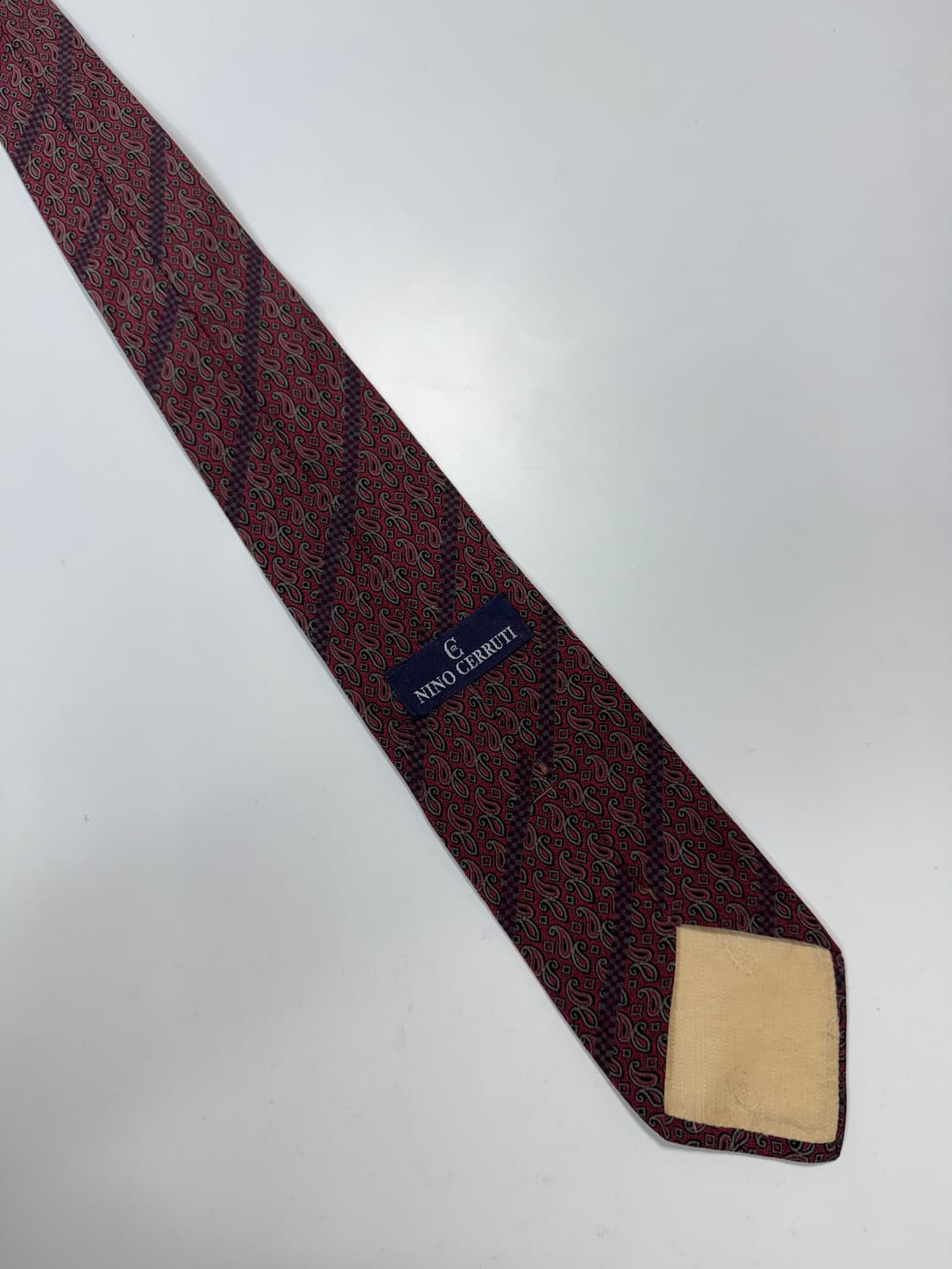 니노 세루티(NINO CERRUTI) 실크 페이즐리 넥타이 8.3cm 상품이미지3
