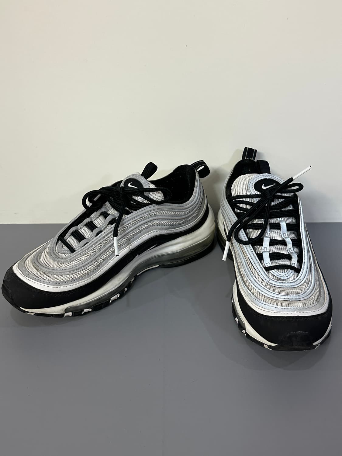 나이키 에어맥스97 화이트블랙실버 운동화 상품이미지2