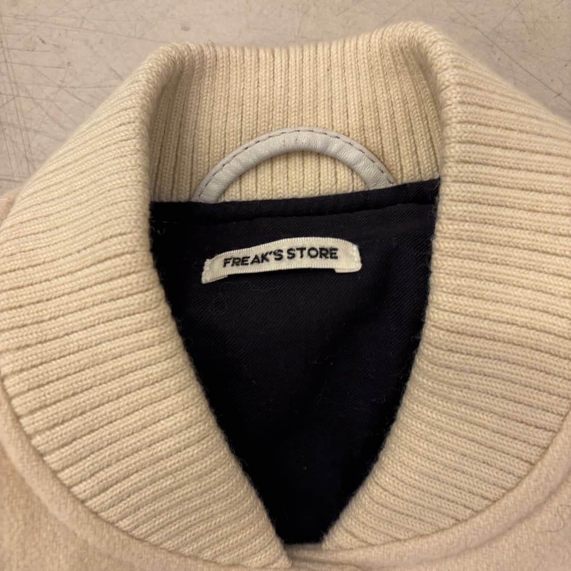 프릭스 스토어 우먼 스타디움 자켓 상품이미지3