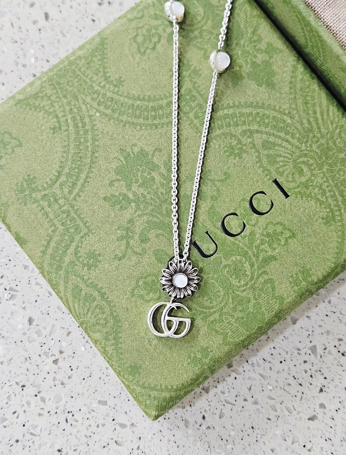 [새상품] 구찌 더블 G 플라워 자개 목걸이 [정품/풀구성] 상품이미지3