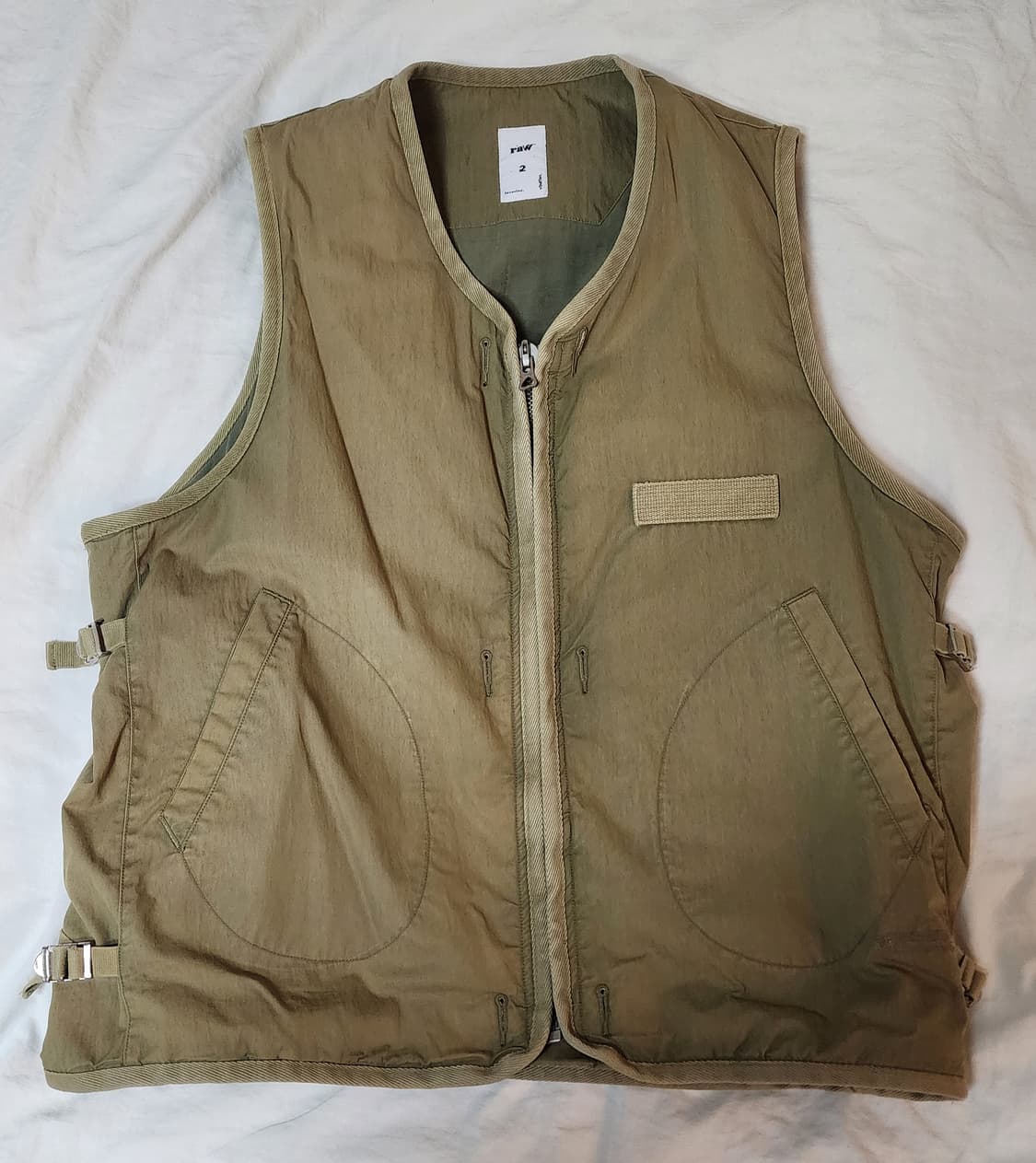 블라인드파일즈 베스트 팝니다  / 사이즈 105 상품이미지1