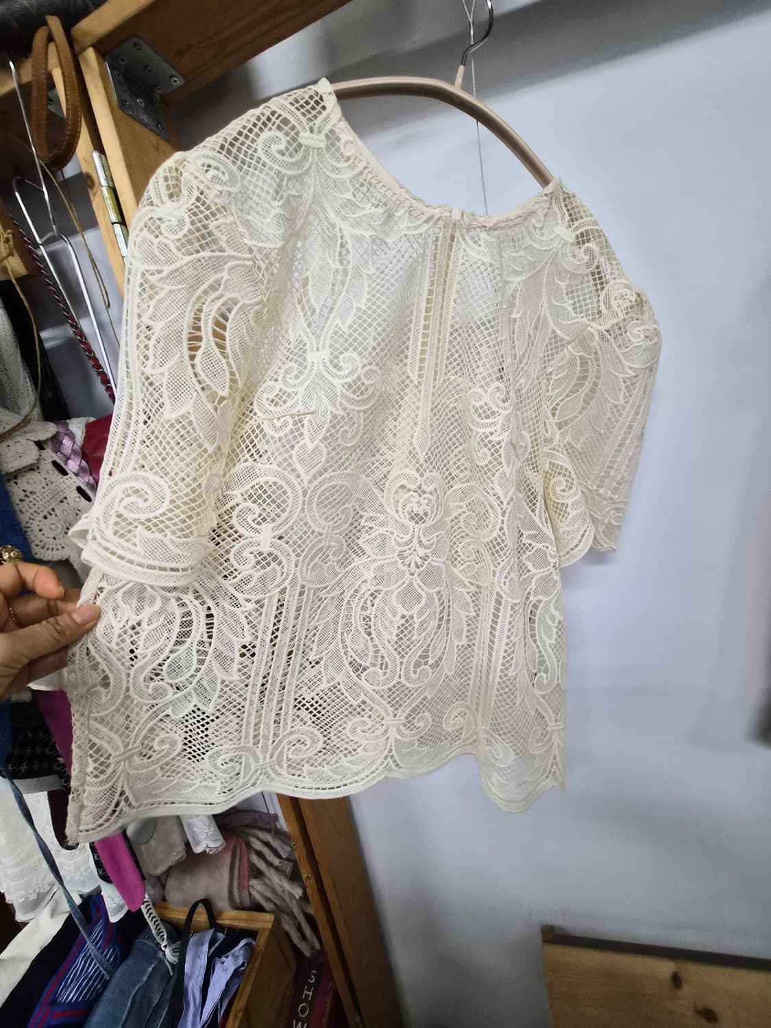 1.자라 멜빵 데님 스커트 2.자수레이스 블라우스 상품이미지7