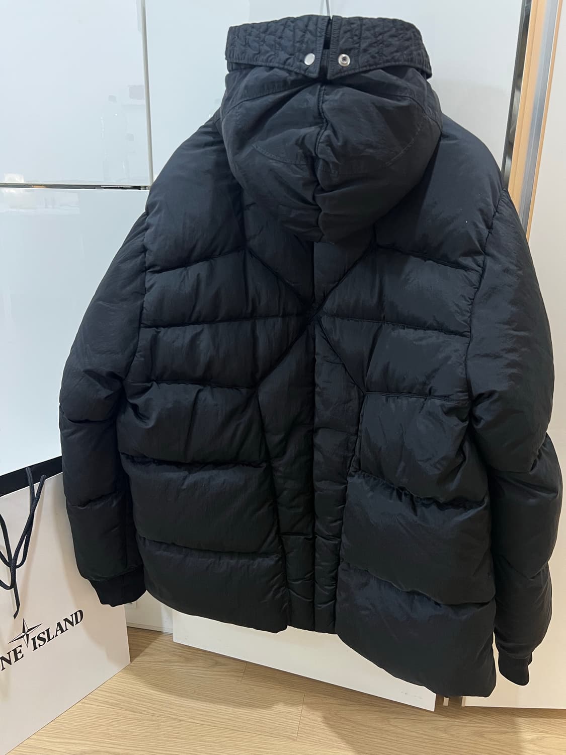 24fw 스톤아일랜드 나일론메탈패딩 2xl (새상품급) 상품이미지2