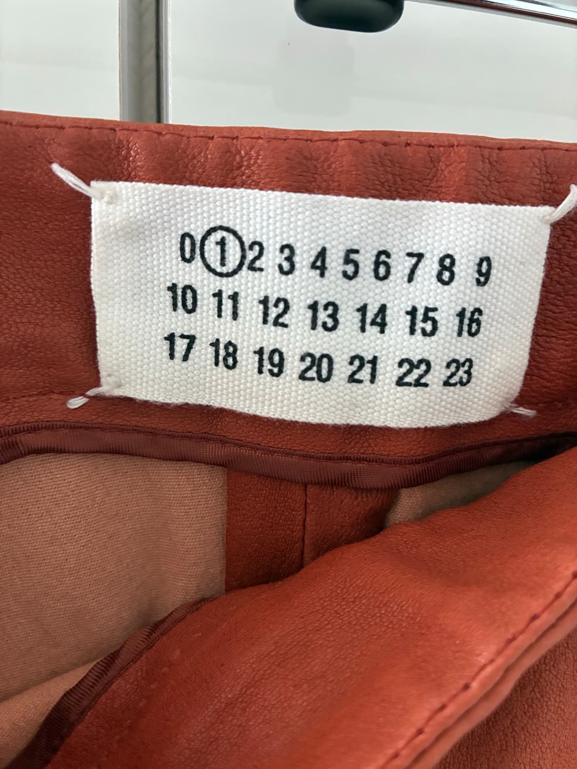 Maison Martin Margiela — Line 1 램 가죽 팬츠 상품이미지3