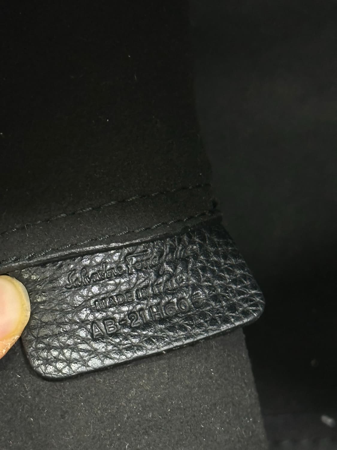 페레가모 간치니 쇼퍼백 상품이미지9