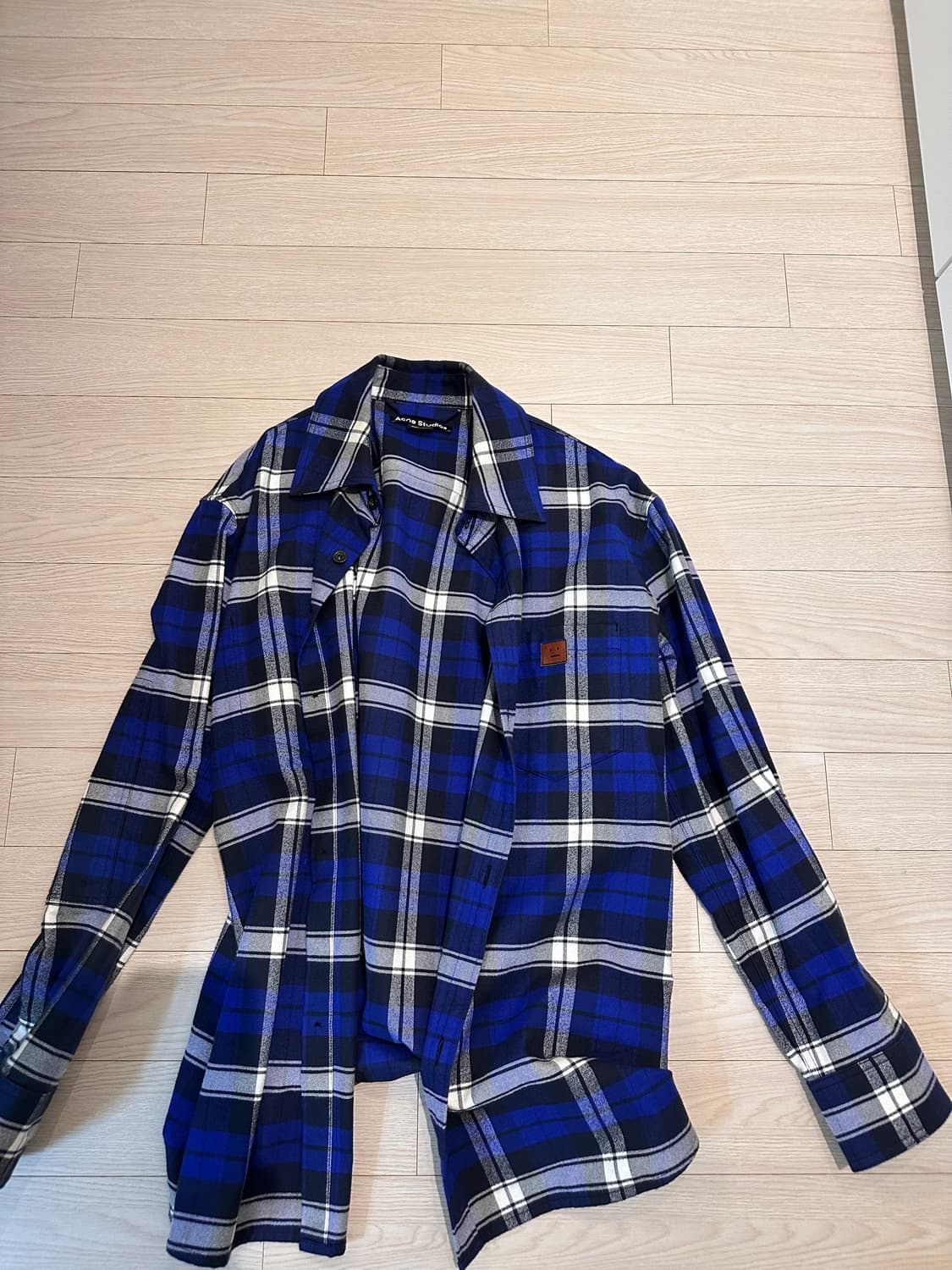 아크네 플란넬 블루 셔츠(김선호셔츠) 상품이미지1