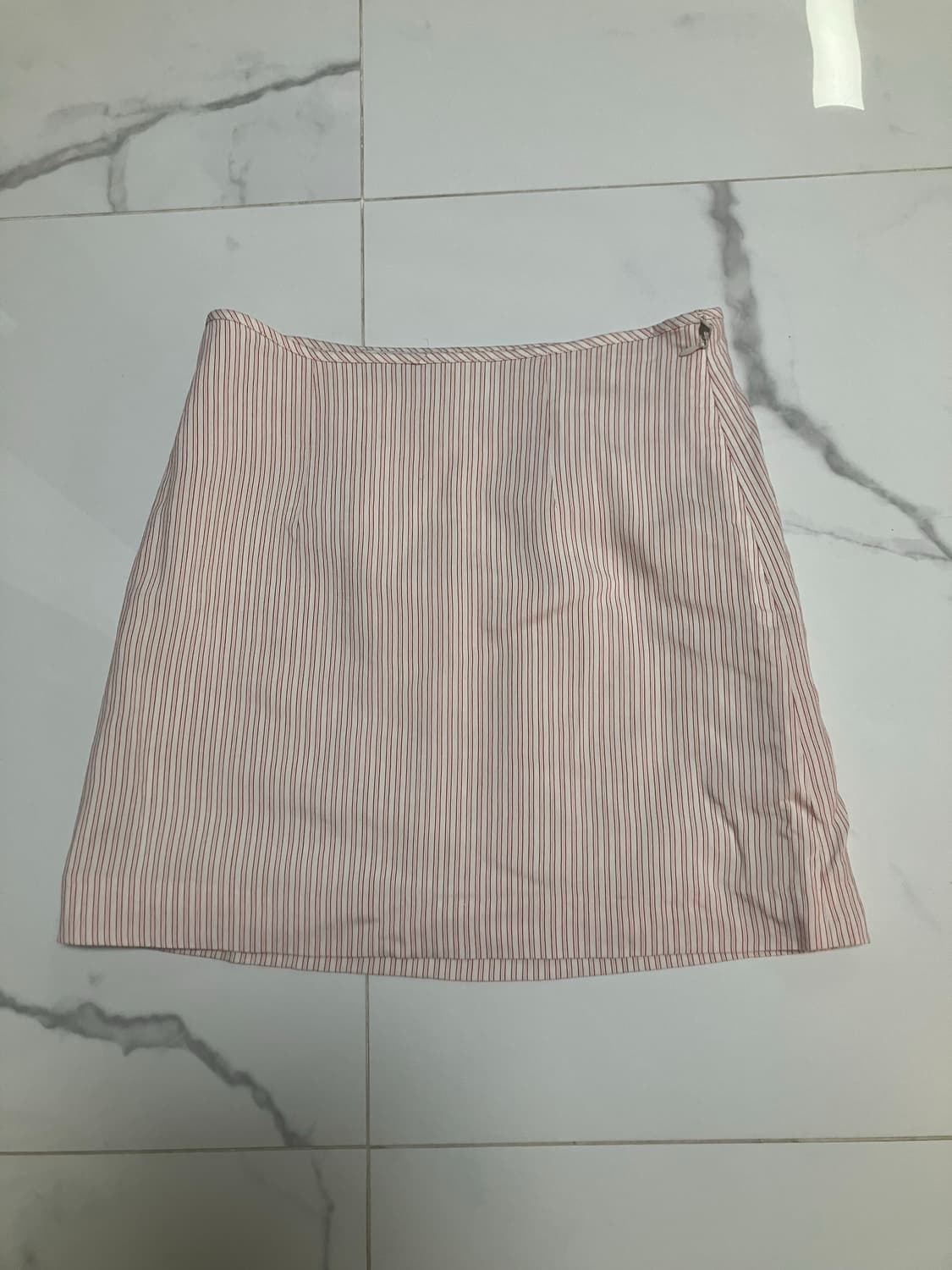 누아누 레드 스트라이프 미니 스커트 상품이미지2