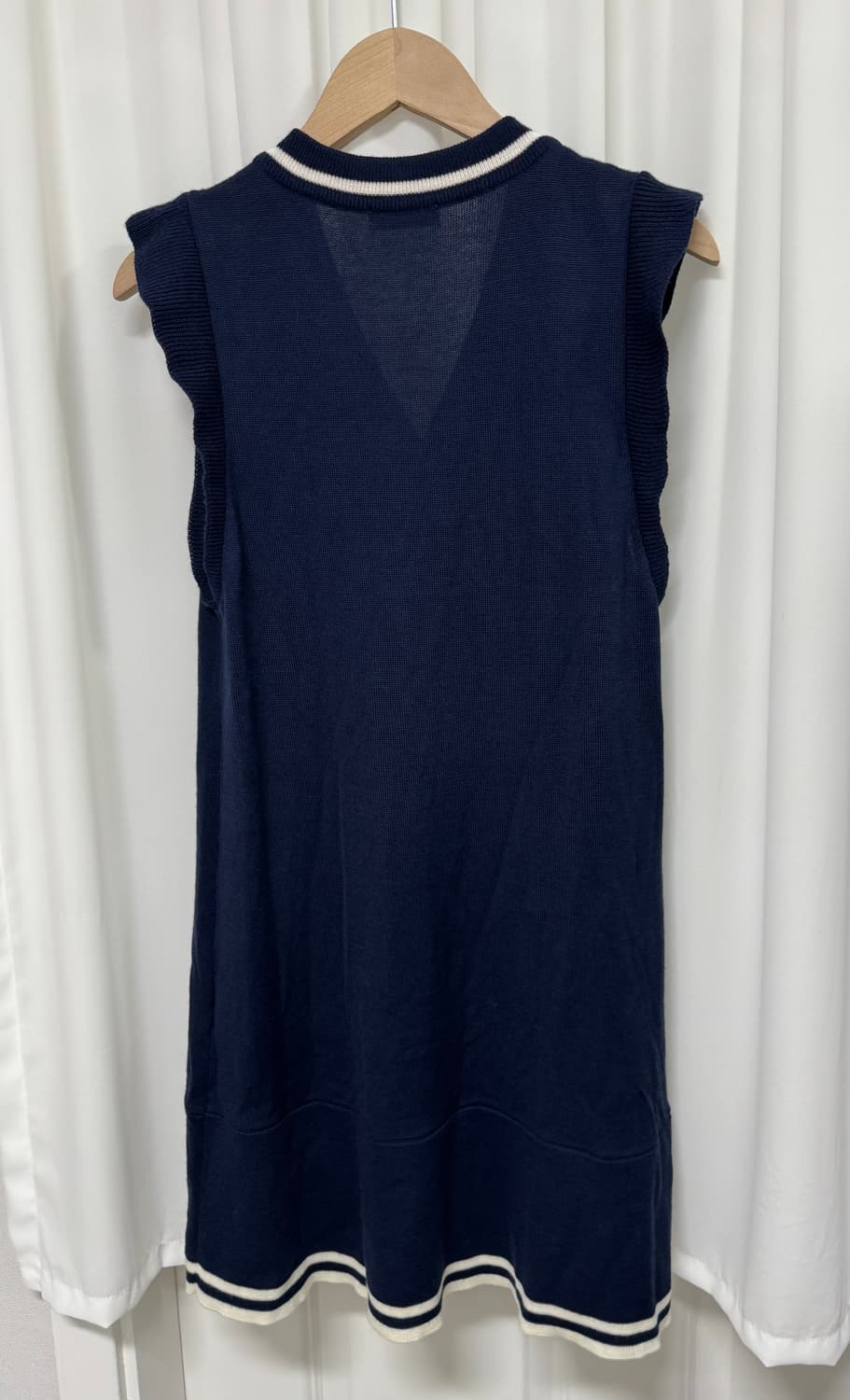 빈폴 브이넥 네이비 니트원피스  상품이미지5