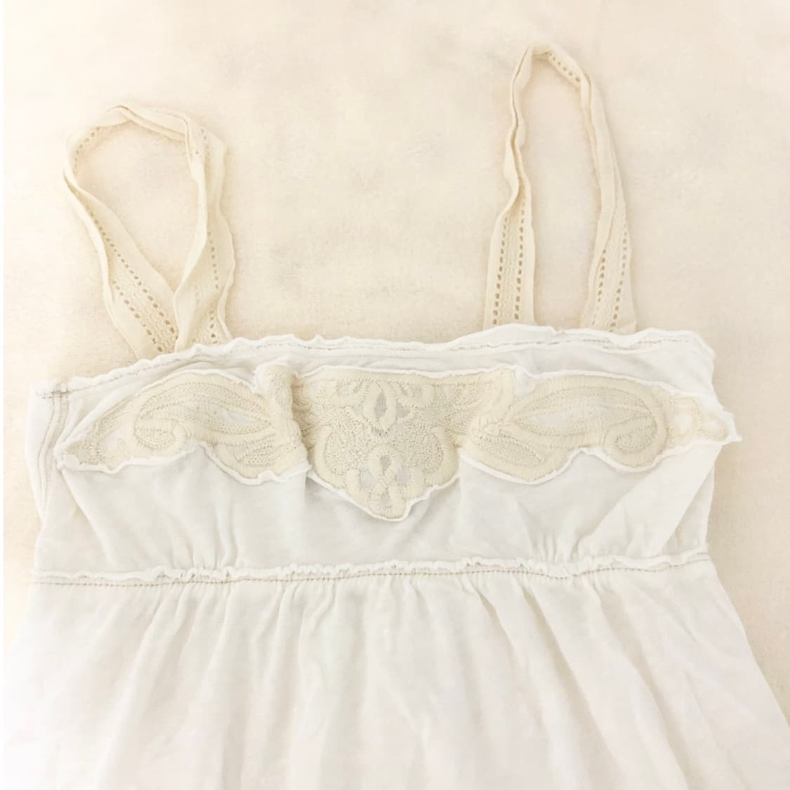 아베크롬비 자수 프릴 레이스 베이비돌 슬리브리스 화이트/페어리 빈티지 상품이미지4