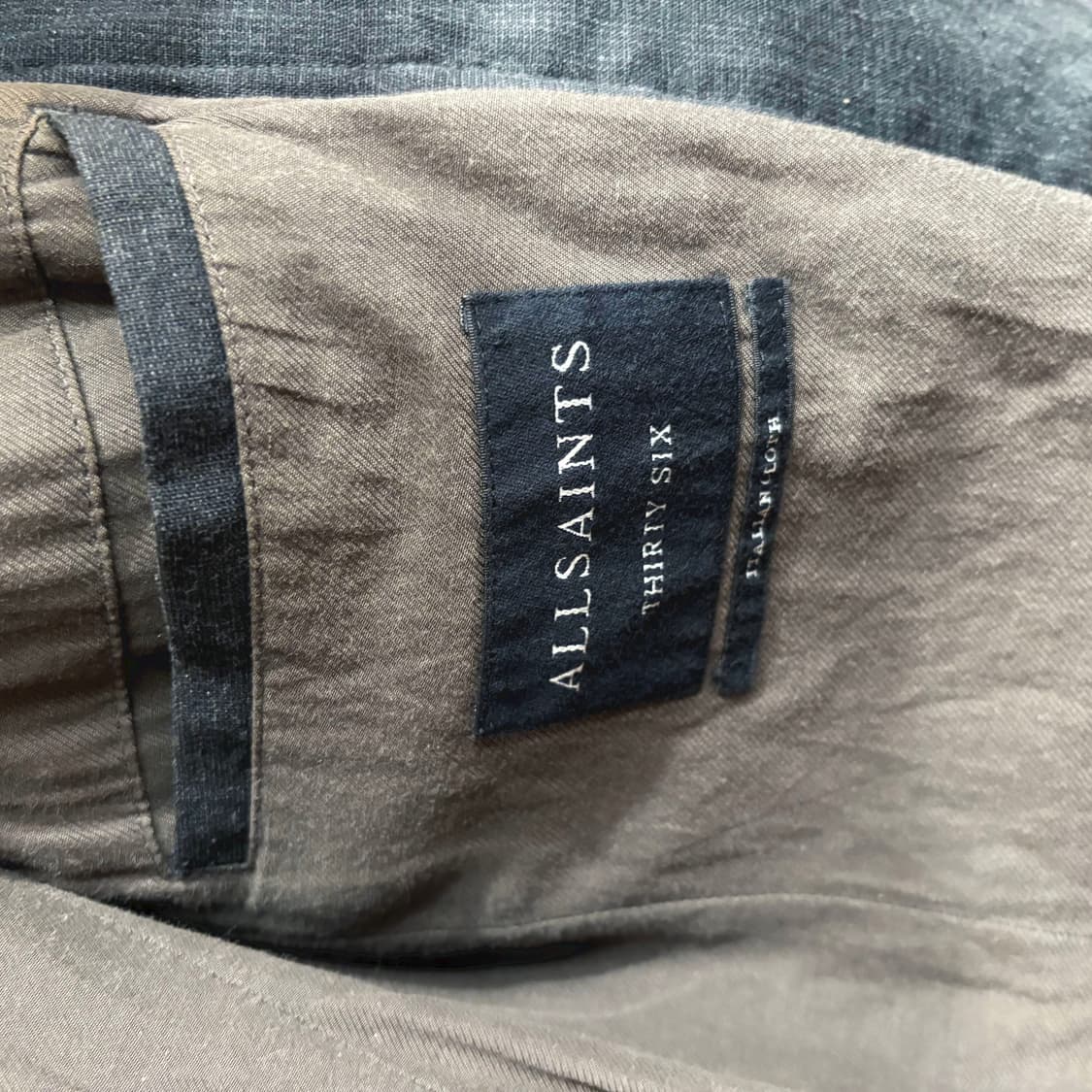 올세인츠 코튼 테일러드 자켓 레이어드 카라 버튼업 디테일 차콜 그레이 상품이미지7