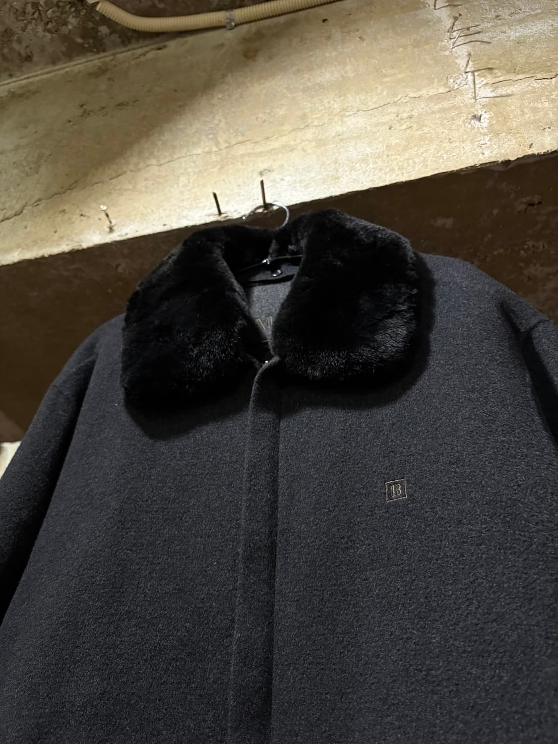 Balmain 발망 블랙 퍼 카라 캐시미어 자켓 상품이미지1