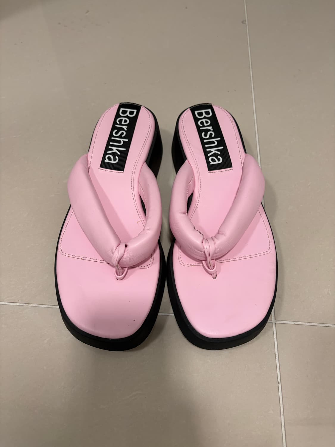 Bershka 핑크 샌들 상품이미지2