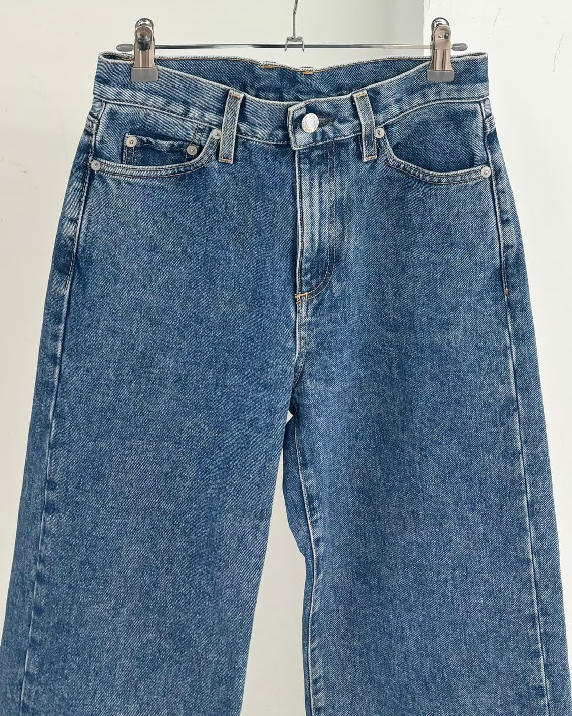 사이먼 밀러 투톤 하이 웨이스트 와이드 레그 진 상품이미지2