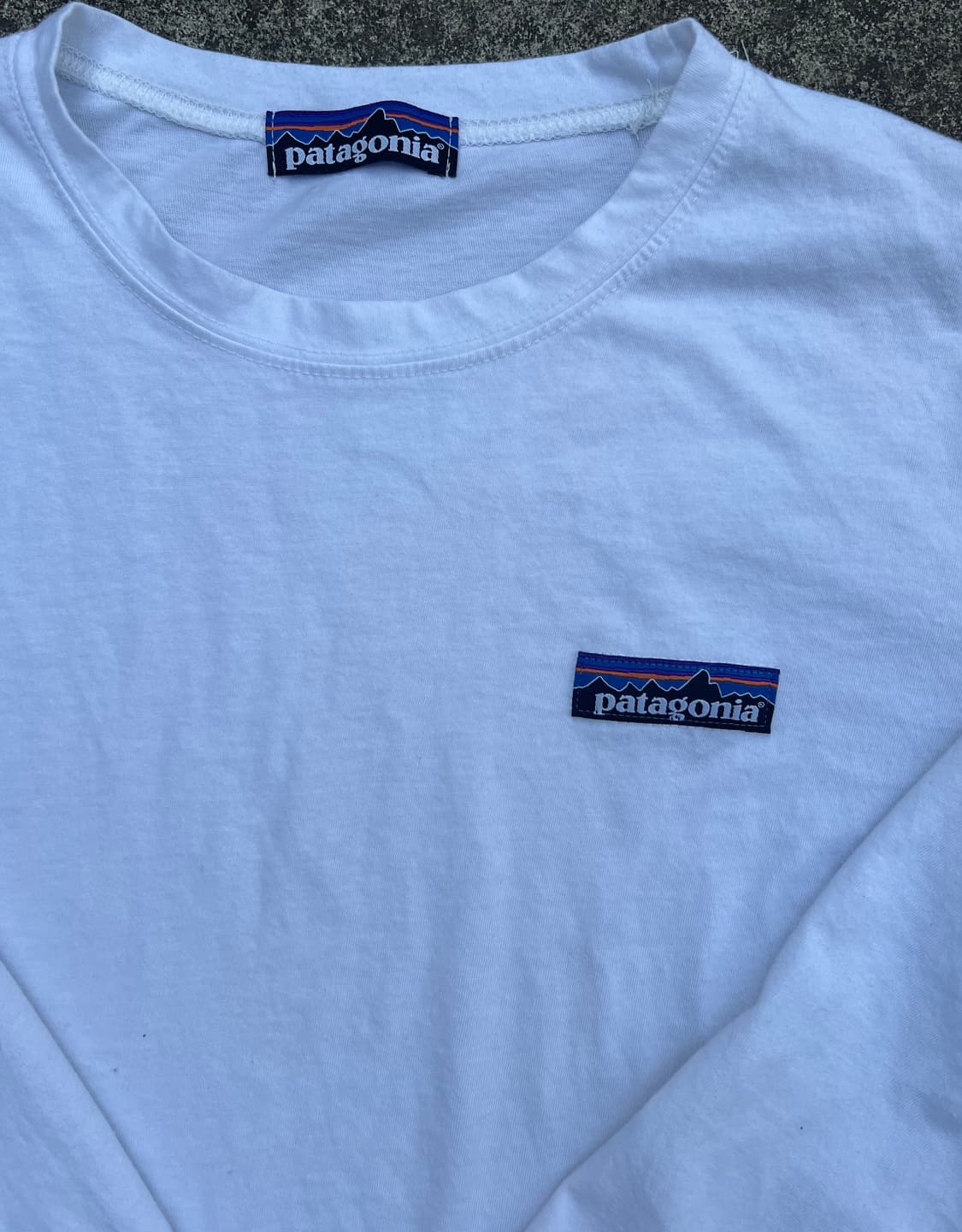 PATAGONIA / 파타고니아 긴팔티 흰색 상품이미지4