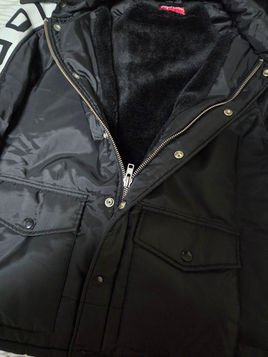 슈프림 14fw 데이토나 패딩 상품이미지4