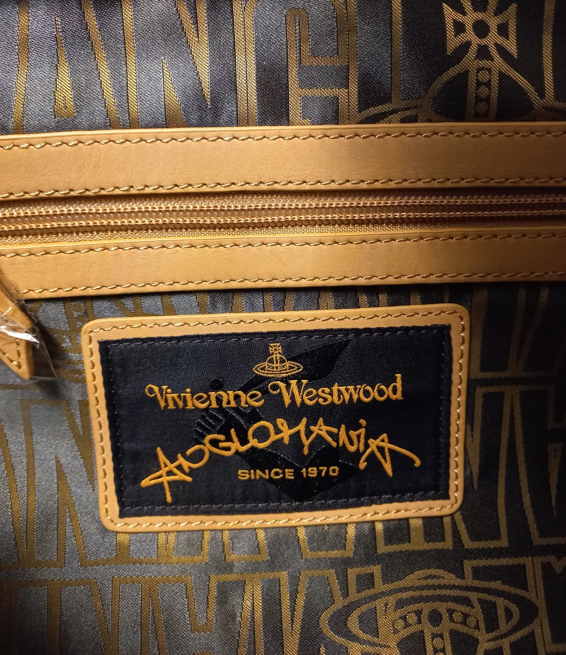 비비안웨스트우드 앵글로매니아 FUXIA 토트백 (새상품) 상품이미지8