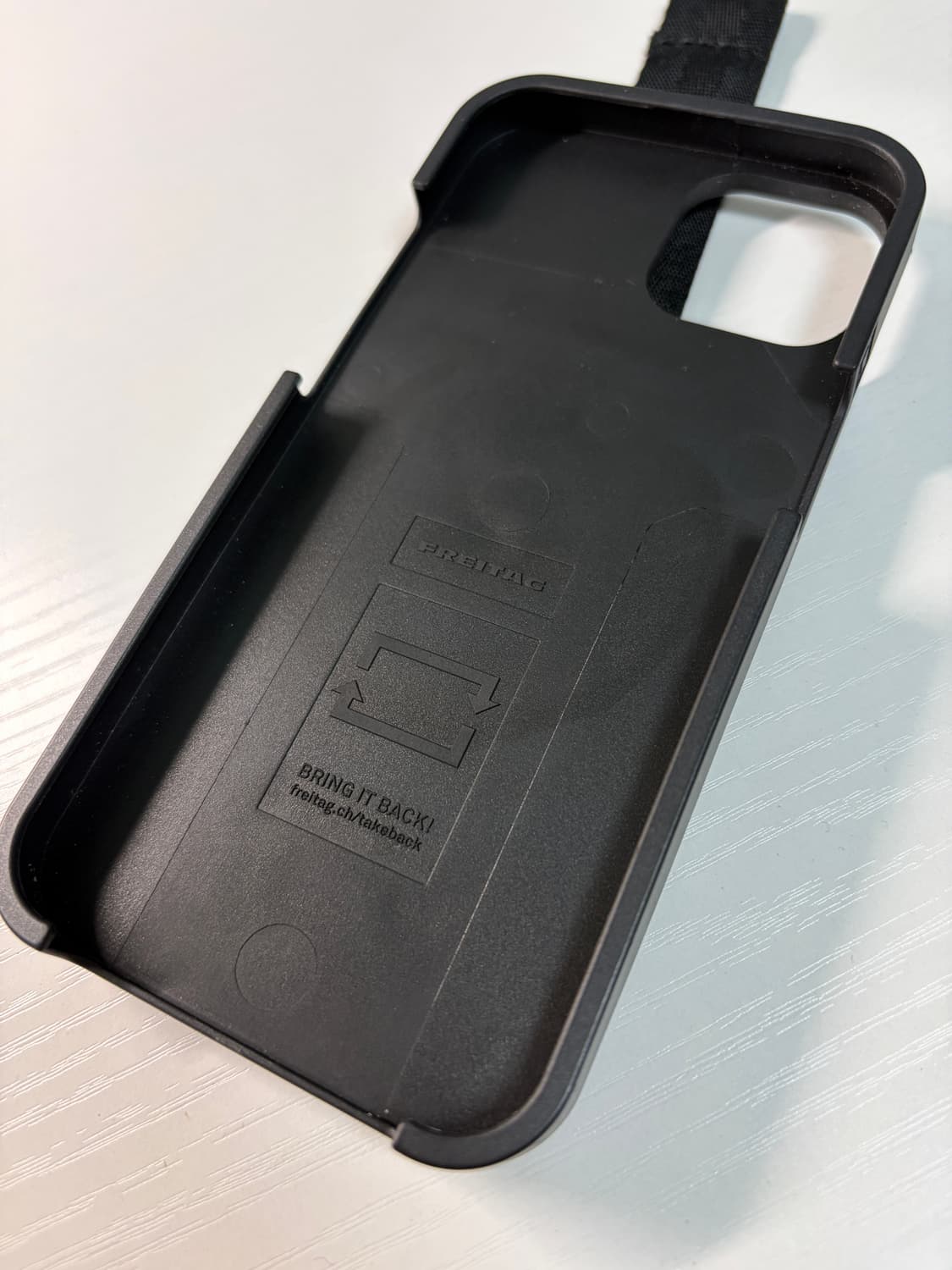 프라이탁 아이폰14 카드지갑 폰케이스 상품이미지4