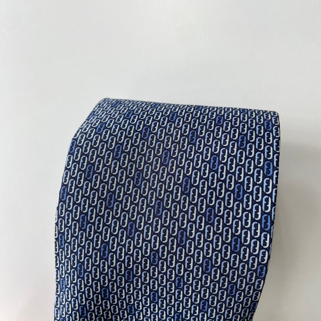 펜디 (FENDI) 모노그램 명품 정품 넥타이 상품이미지7