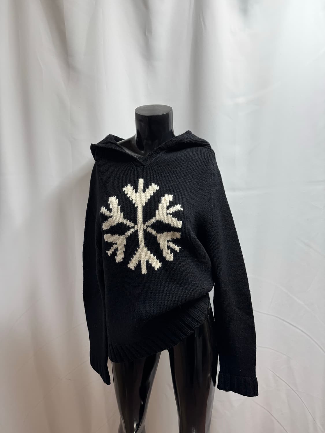 GAP 스노우 후드 니트 상품이미지1