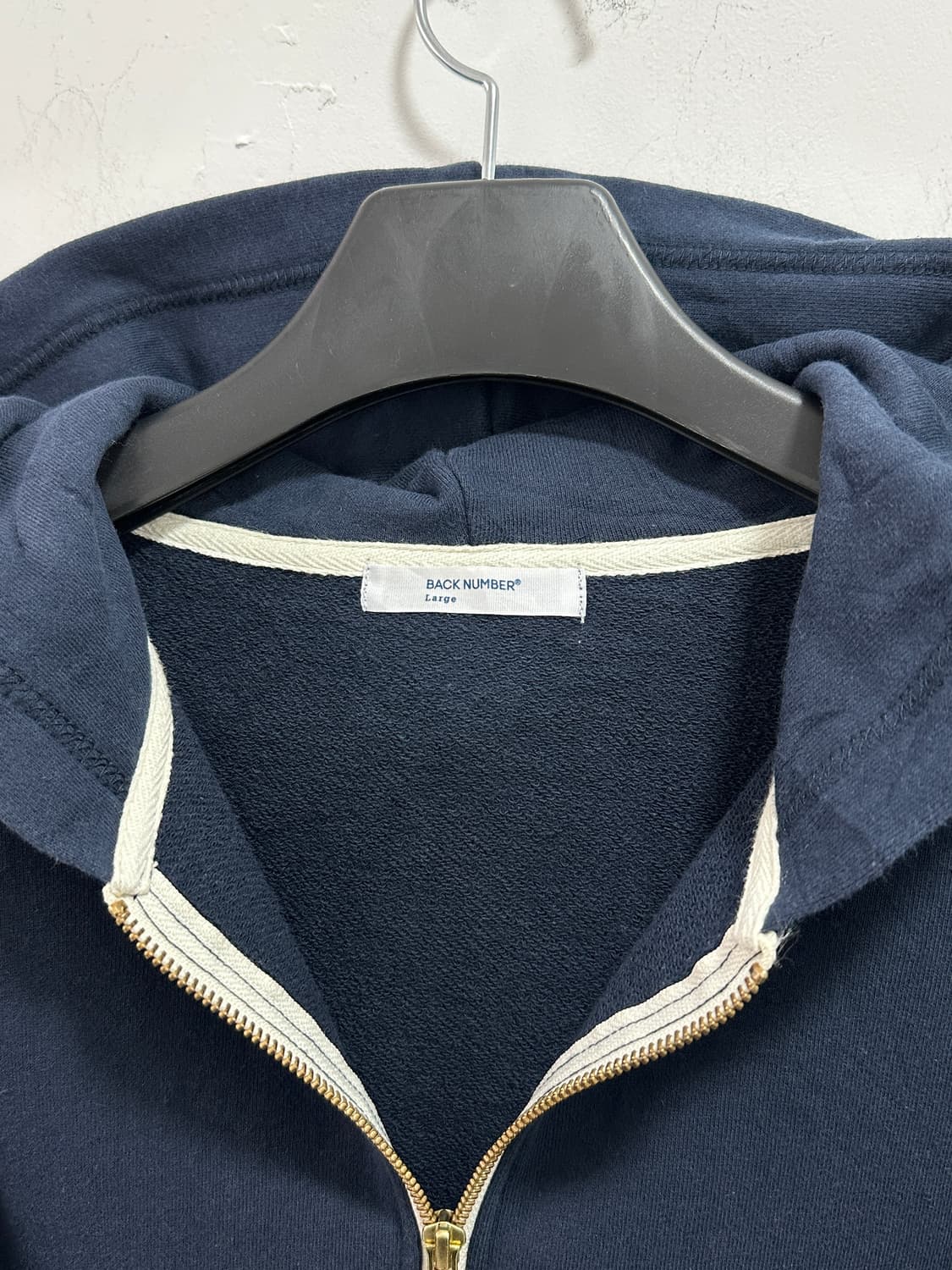 Back Number navy hood zip up 상품이미지4