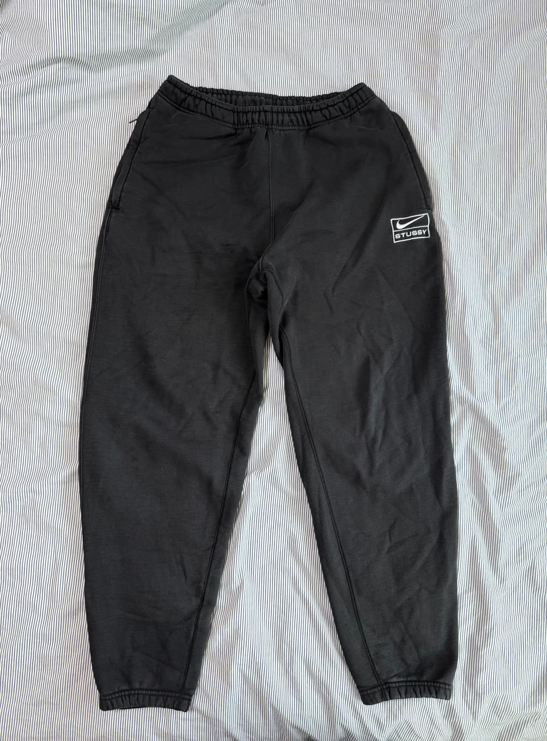 (SS급) 나이키 x 스투시 NRG 워시드 플리스 팬츠 블랙 상품이미지1