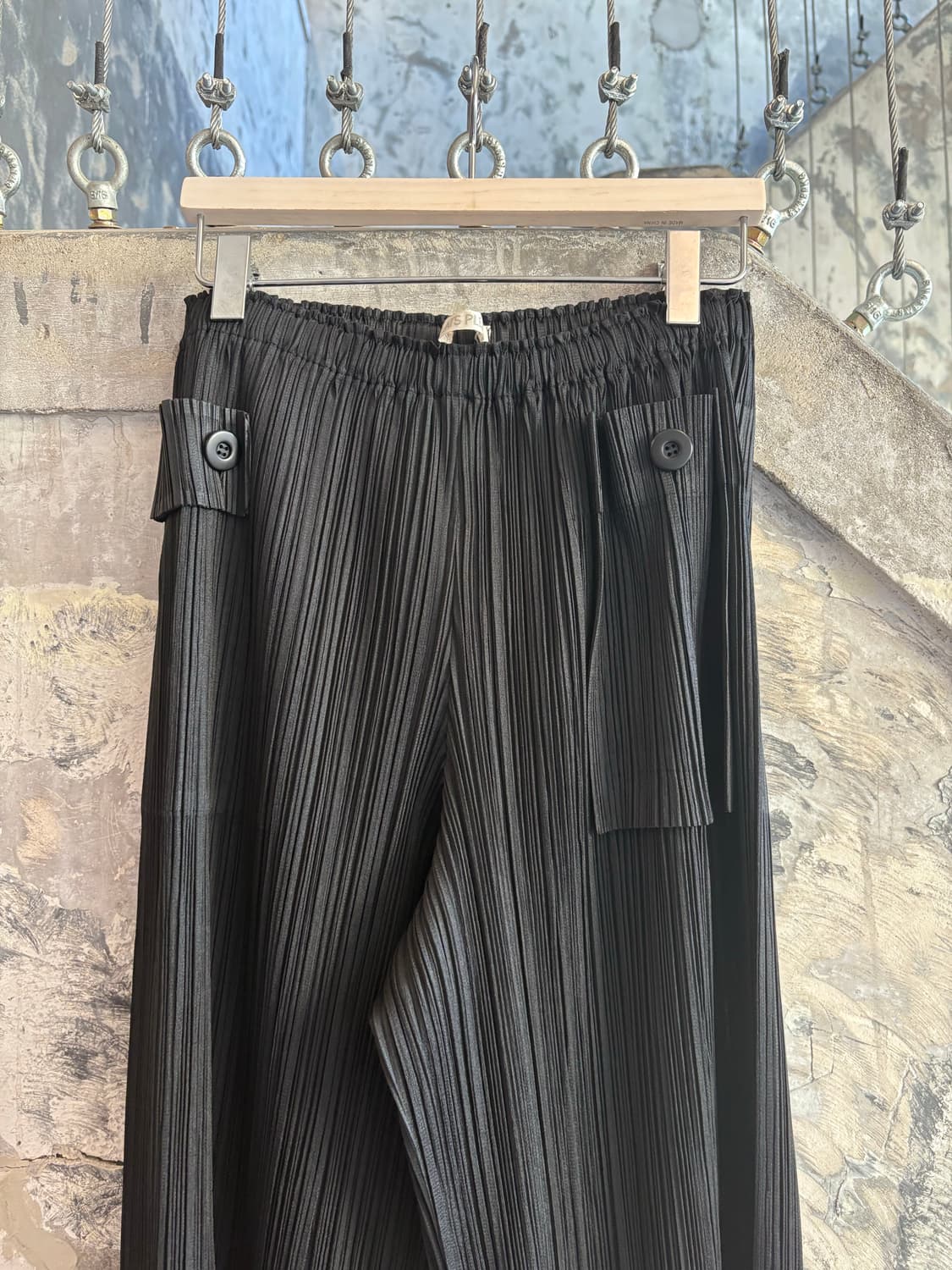 PLEATS PLEASE ISSEY MIYAKE 1 Pocket Pant 상품이미지4