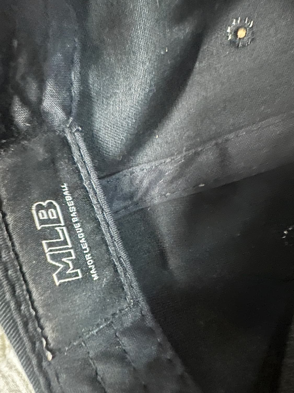 MLB 블랙 골드 모자 판매합니다 상품이미지2