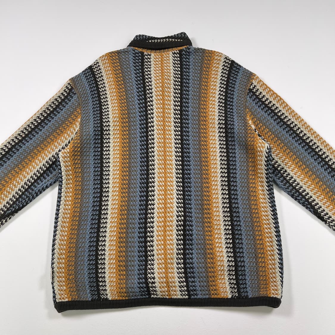 thisisneverthat 패턴 가디건 상품이미지5