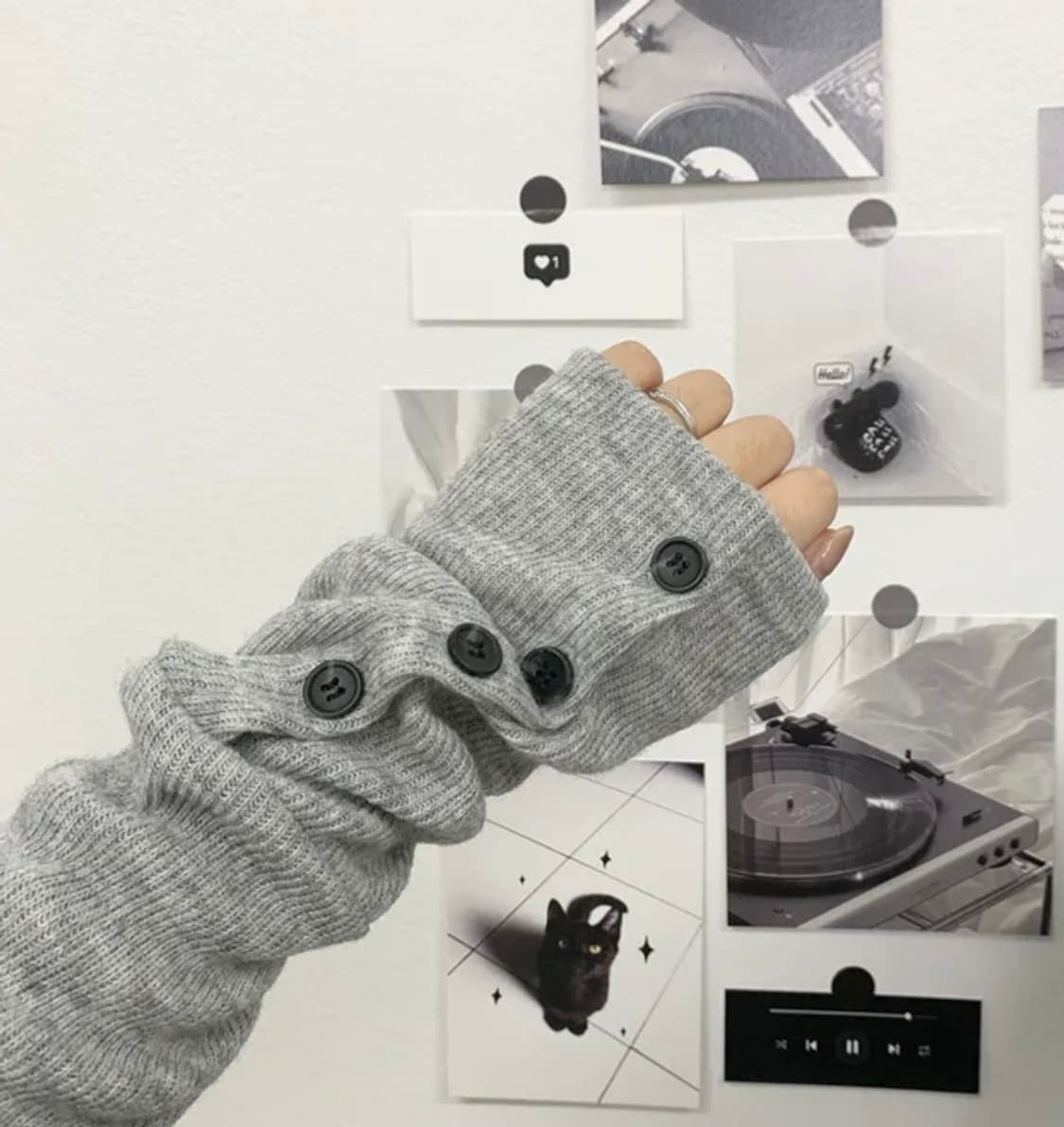 버튼 브이넥 울 니트 상품이미지2