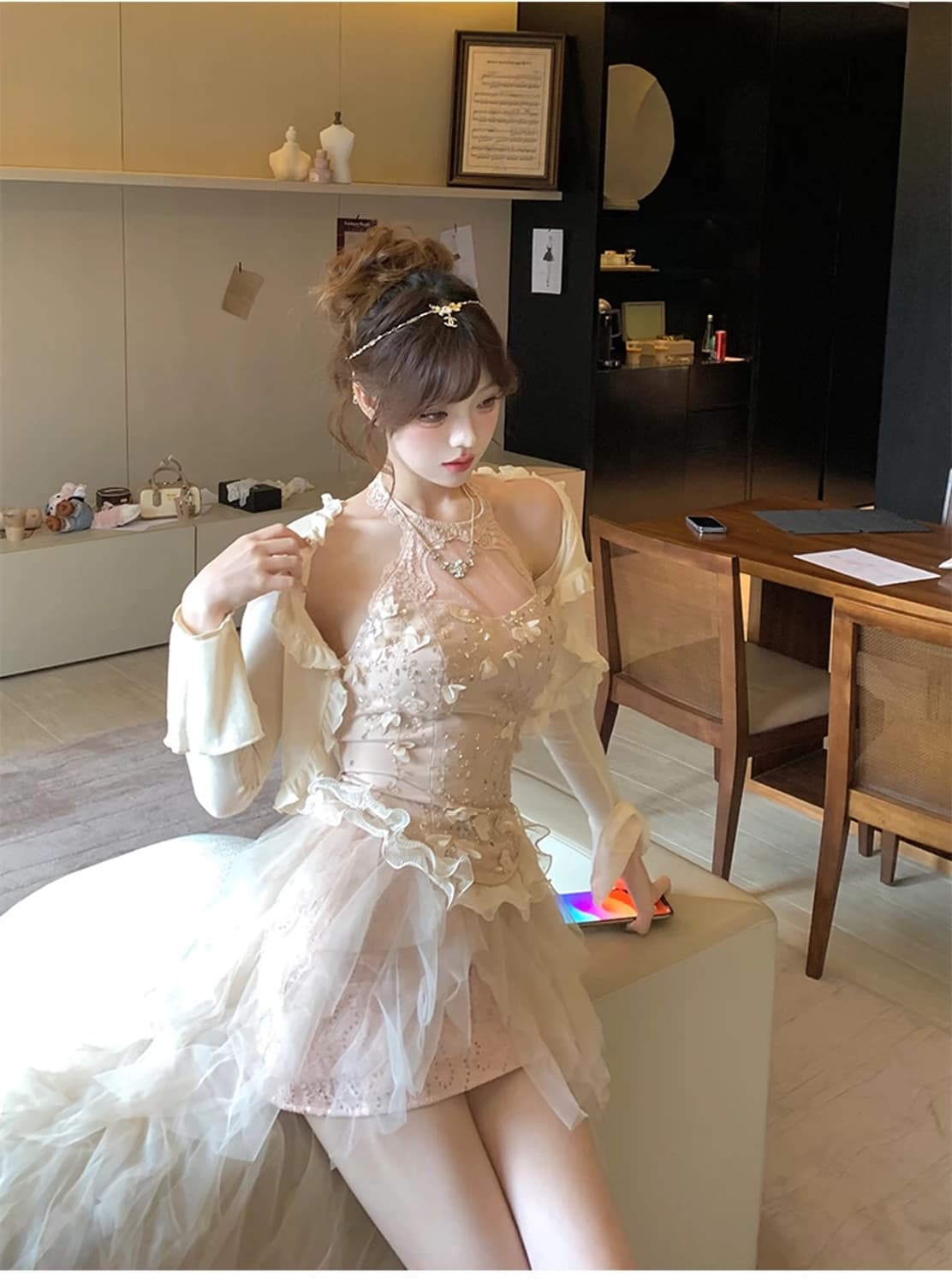 Lady DiDi 플로러 드레이프 홀터넥 스커트 셋업 M 상품이미지6