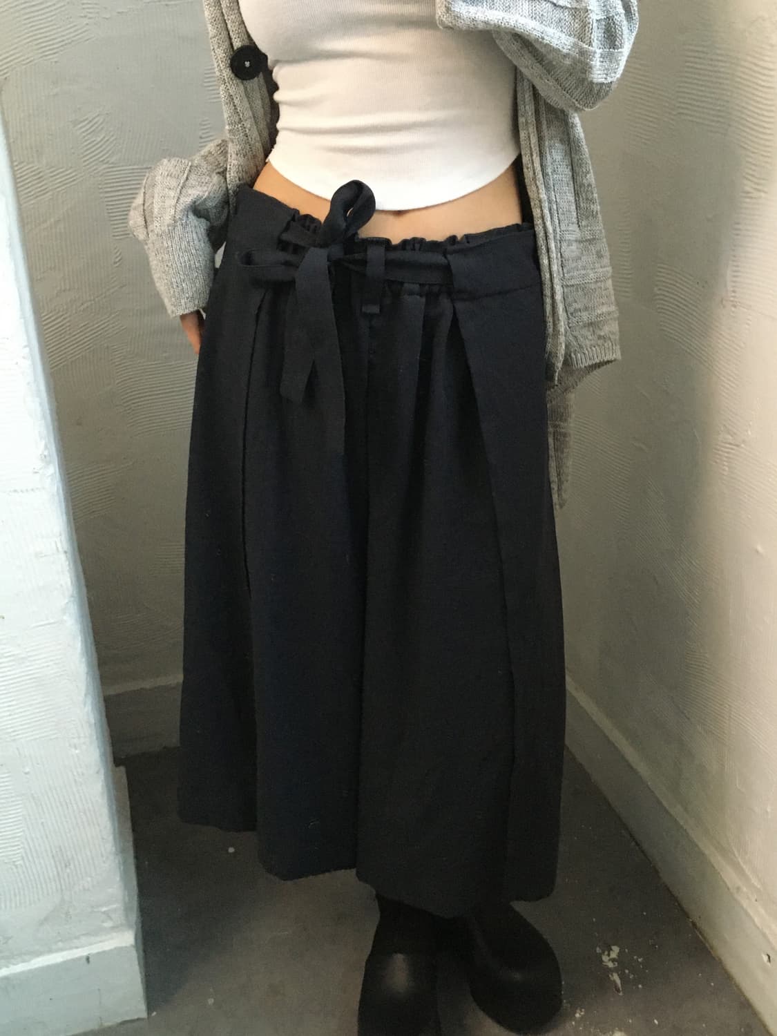 Issey Miyake 이세이미야케 네이비 랩벨트 큐롯 팬츠 상품이미지2