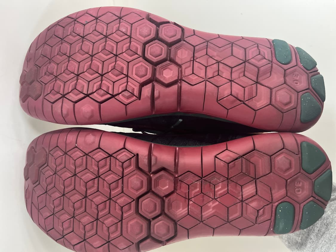 나이키 언더커버 갸쿠소 플라이니트3.0 크리스마스 280 상품이미지7