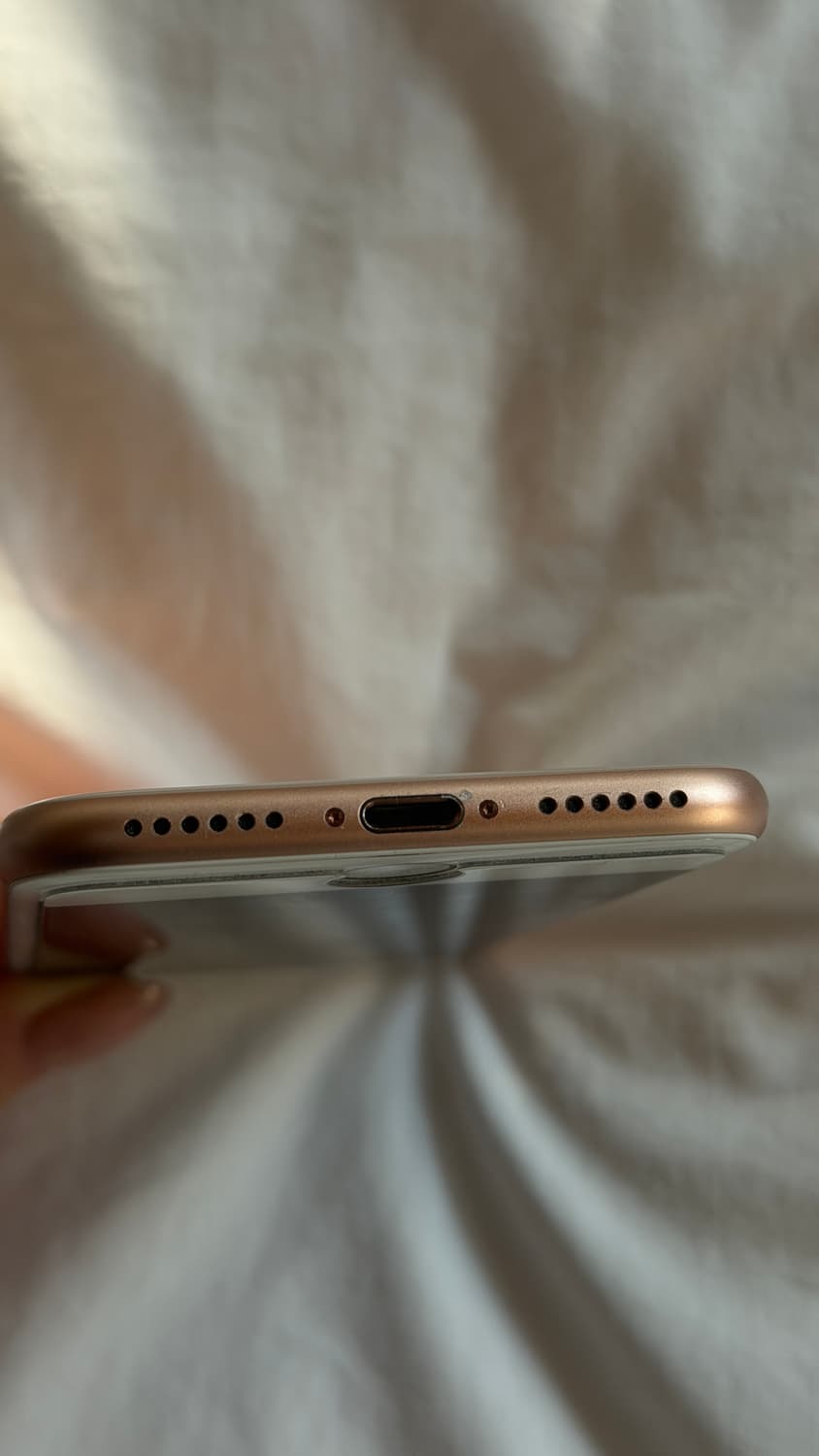 아이폰8 로즈골드 상품이미지7