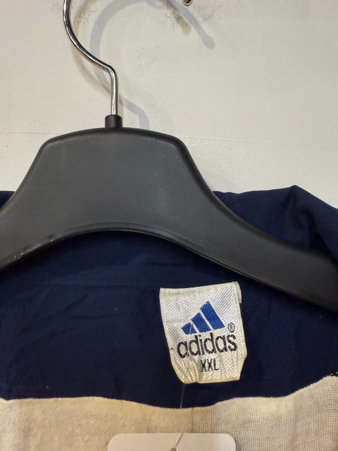 아디다스 옐로우 올드스쿨 바람막이 상품이미지3