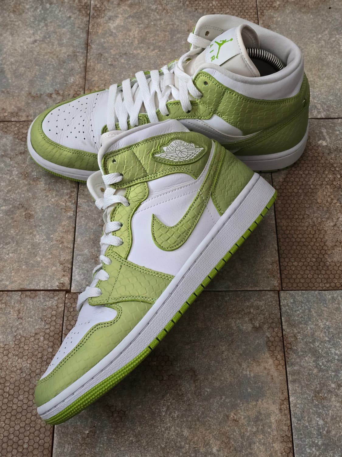 (270)나이키 에어 조던 1 미드 se 그린 파이썬 상품이미지3