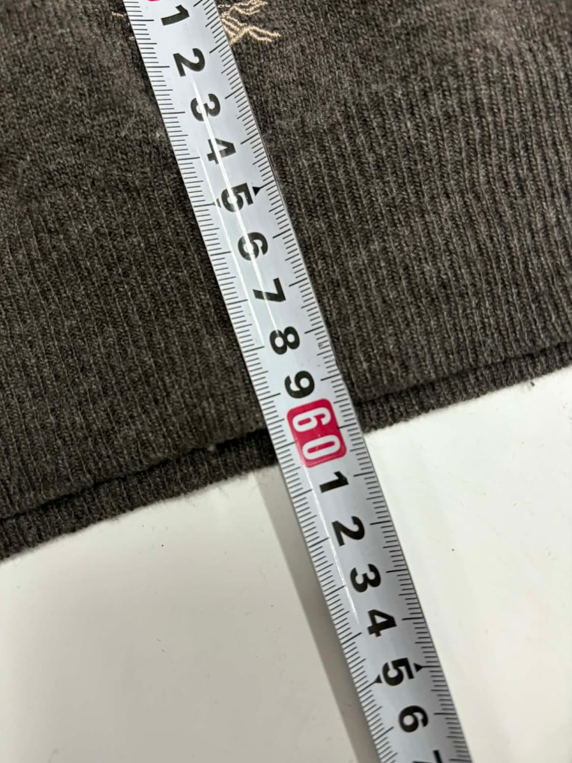 버버리 암패치 체크 걸즈 울 브이넥 니트(M) 상품이미지7