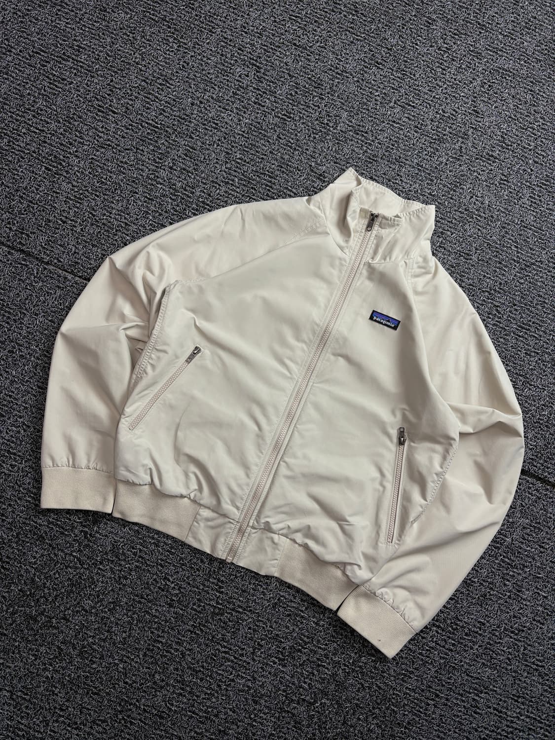 파타고니아 미니멀 베이지 배기스 자켓 2006 상품이미지1