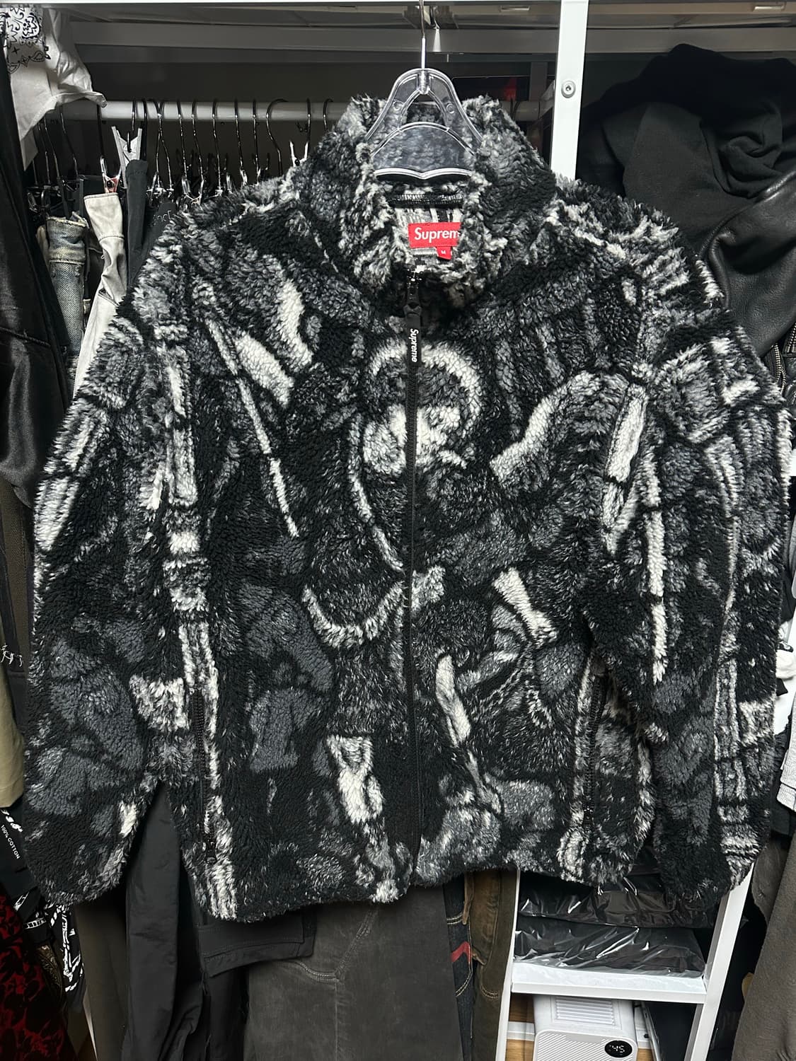 슈프림 X 세인트미카엘 후리스 M 상품이미지1